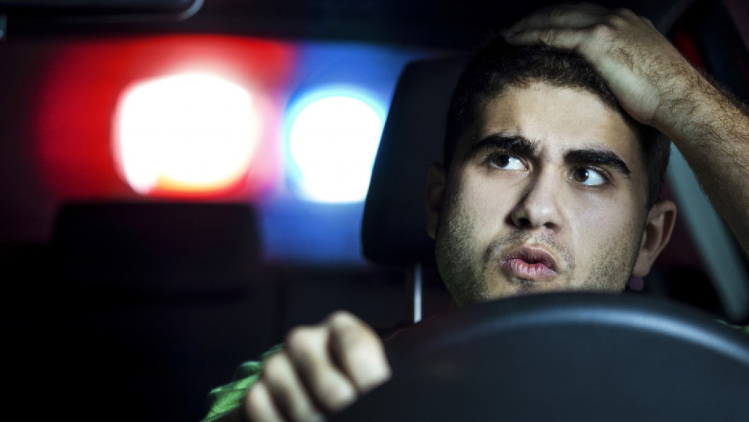 Un adolescent din Sibiu prins la minciună după o tentativă nereușită de furt auto