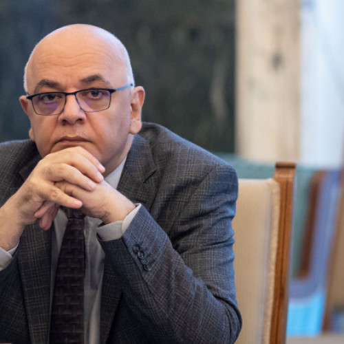 Raed Arafat solicită măsuri stricte pentru protecția populației pe timpul codului roșu de caniculă și vijelii