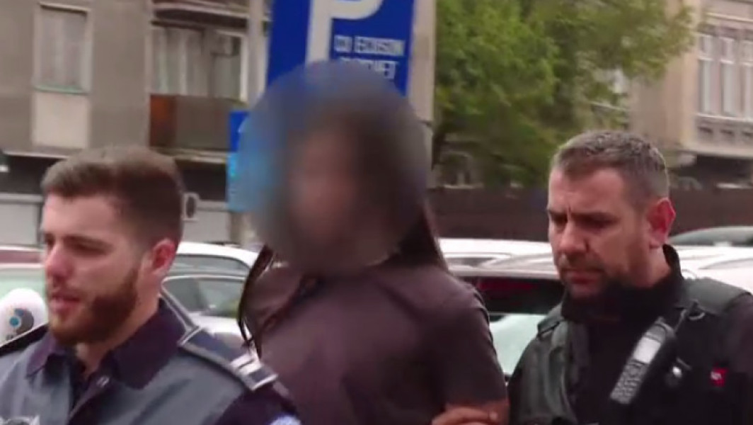 Elevul care și-a înjunghiat profesoara de japoneză, condamnat la șapte ani de detenție