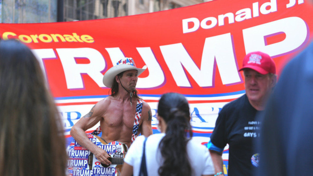 Tentativă de asasinat asupra lui Trump zguduie politica americană