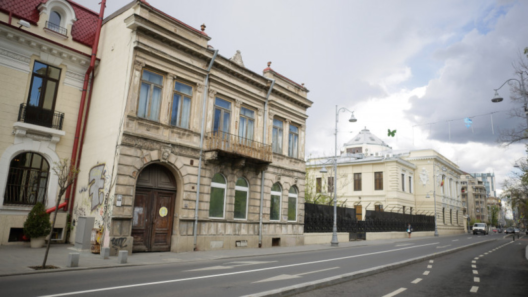 Klaus Iohannis a promulgat o lege care acordă prioritate supraviețuitorilor Holocaustului la recuperarea imobilelor