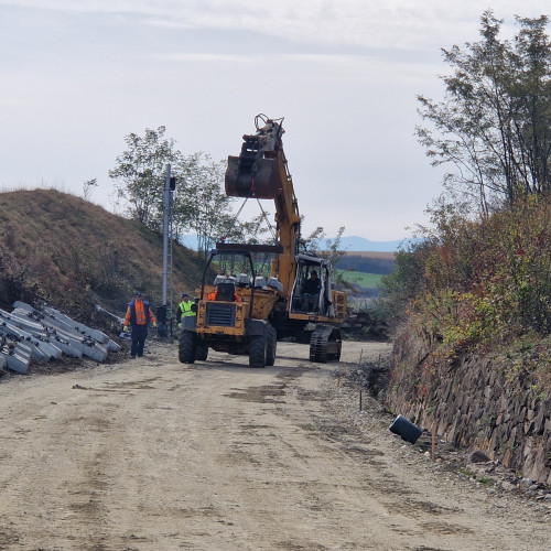 Lucrările de reabilitare a căii ferate între Ocna Sibiului și Loamne au fost reluate