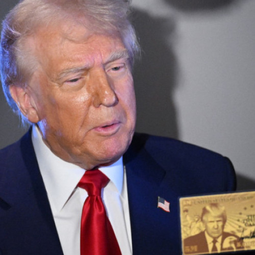 Trump a lansat site-ul pentru "Cardul de aur" în SUA