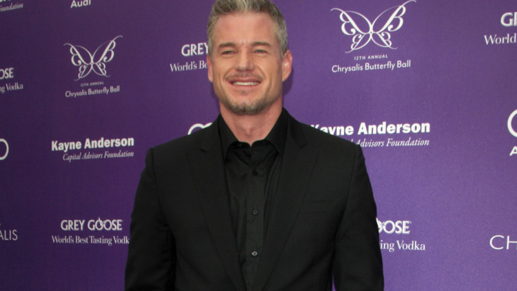 actorul american Eric Dane anunță pierderea controlului asupra brațului drept din cauza sclerozei laterale amiotrofiе