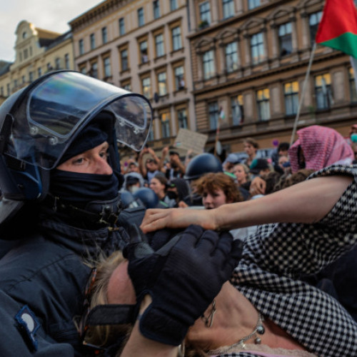 Manifestații pro-palestiniene la Berlin: 17 poliţişti au fost răniţi, s-au operat zeci de arestări