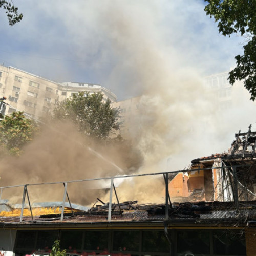 Incendiu la fostul restaurant Marul de Aur din Sectorul 1 al Bucureștiului