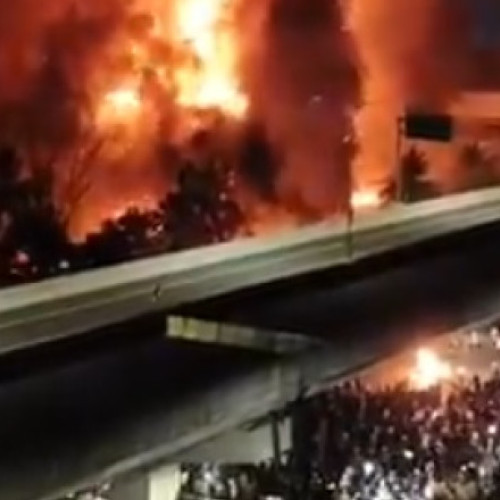 Incendiu în Makassar după violențe generate de proteste