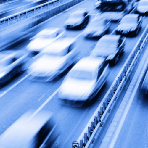 Măsuri ale MAI pentru modernizarea serviciilor pentru șoferi: plăcuțe de înmatriculare trimise prin curier