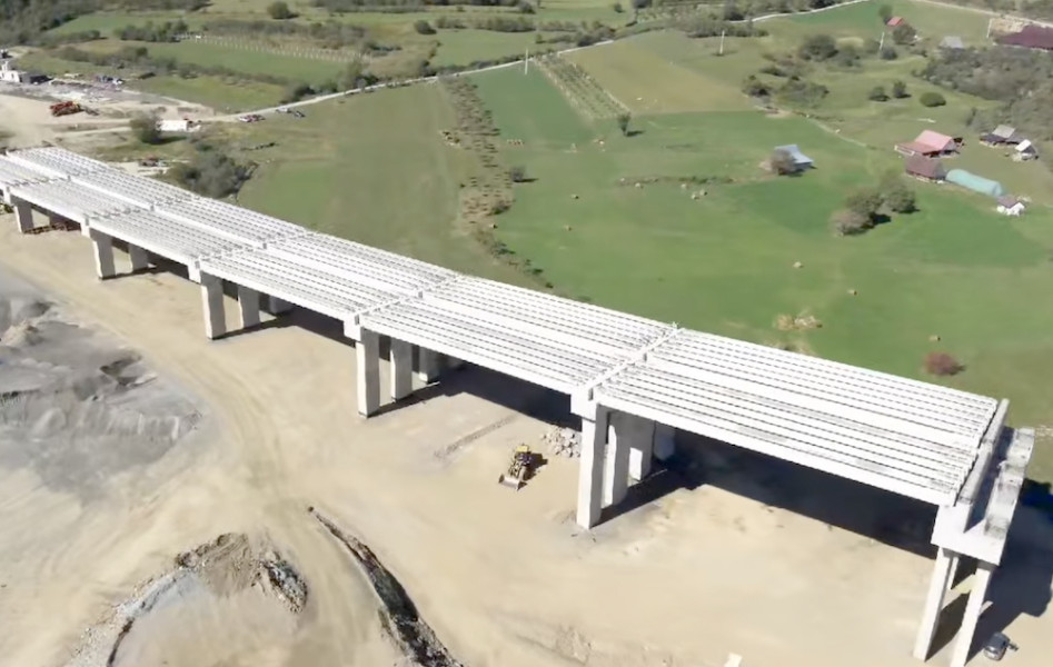 Lucrările avansează rapid la viaductele autostrăzii Sibiu-Pitești, tronsonul Boița-Cornetu