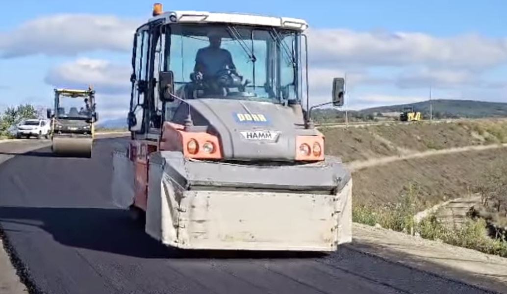 Lucrările la secțiunea 4 a autostrăzii Sibiu-Pitești aproape de finalizare