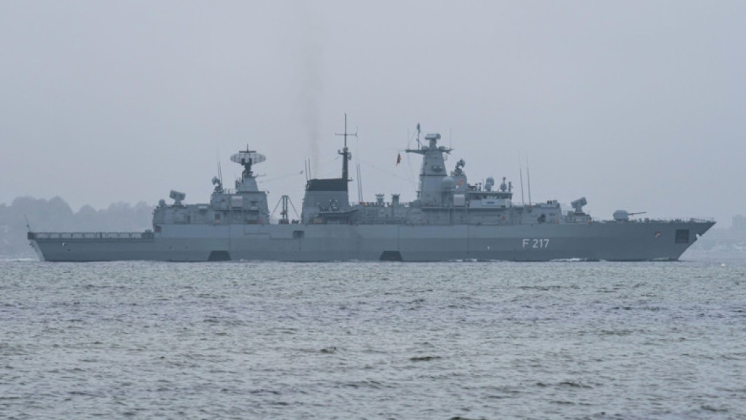 Germania denunță survolul unei fregate în Marea Baltică de un avion militar rus