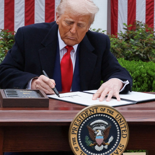 Donald Trump amenință Nigeria cu intervenție militară pentru uciderea creștinilor