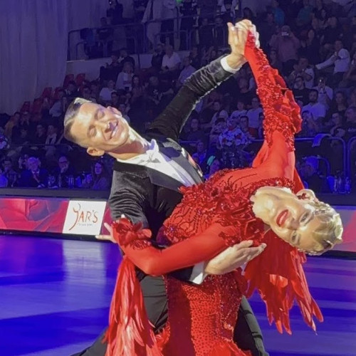 România devine campioană mondială la dans sportiv la Transylvanian Grand Prix Sibiu