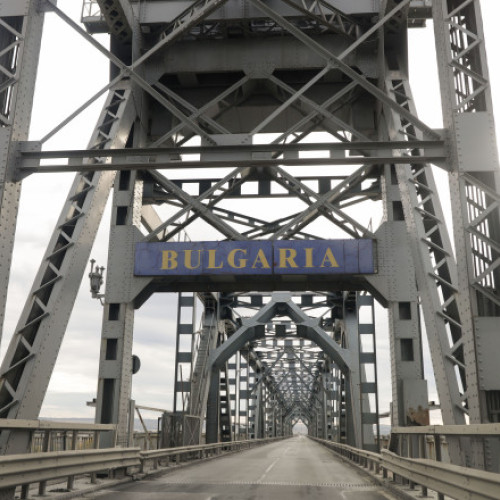 Podul de la Giurgiu peste Dunăre închis două zile pentru renovare