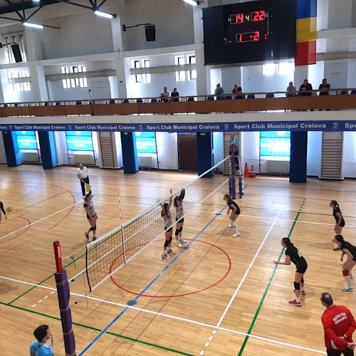 Revenire spectaculoasă a echipei U13 de volei din Sibiu în Turneul Final, învingând Dinamo pentru locul în campionatul național.