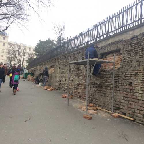 Primăria Sibiu Demarează Lucrări de Reabilitare a Bastionului Haller și Zidurilor Cazarmei 90